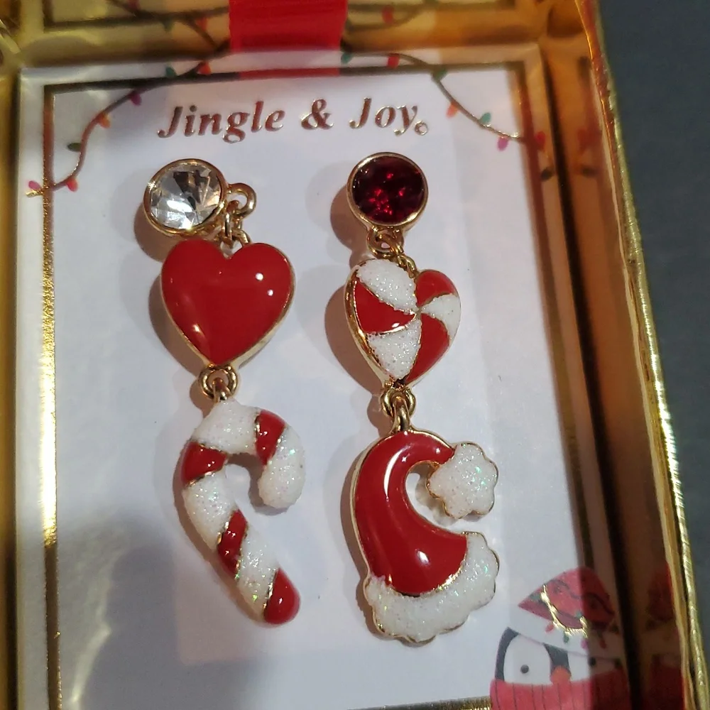 Red white Christmas holiday festive ruby cz topped‎ mismatched dangle earrings